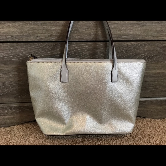Kate Spade ♠️ Glitter Tote - Picture 2 of 4